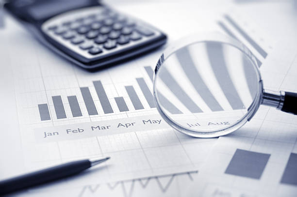 Calculatrice, stylo et loupe - prime macron - Activ Consulting